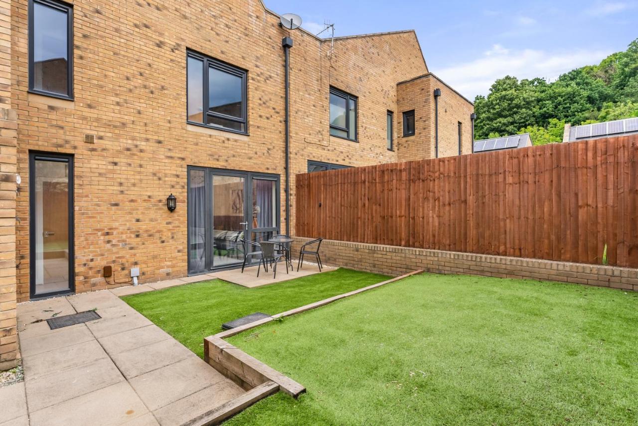 Apartamento Sleek And Stylish 2 Bed With Garden And Parking Sheffield Exterior foto