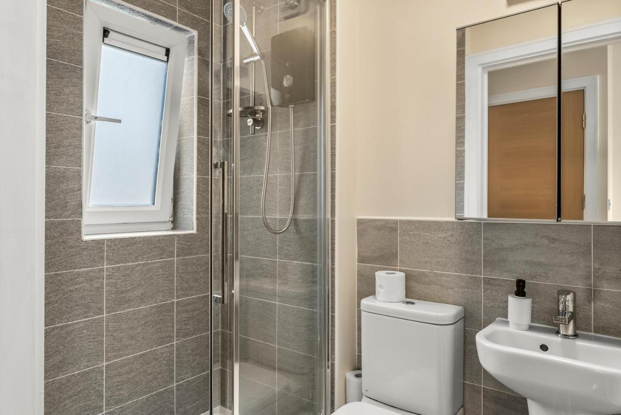 Apartamento Sleek And Stylish 2 Bed With Garden And Parking Sheffield Exterior foto